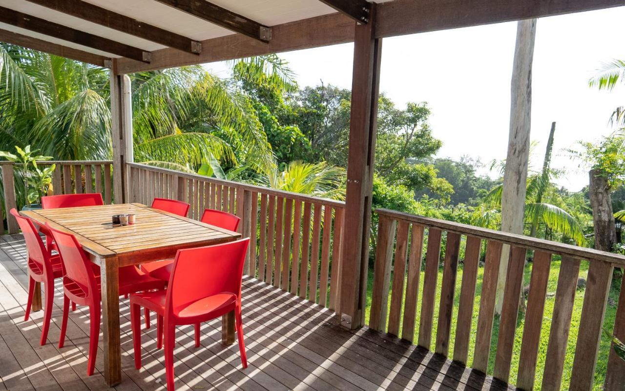 Appartement Red Coconut Self-Catering à Baie Lazare  Extérieur photo